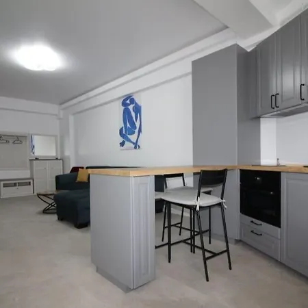 Blue - Hf Building 3* Navodari